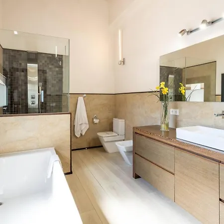 S'alzinar Villa *