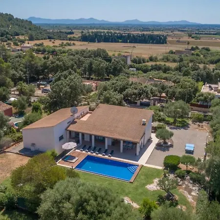 S'alzinar Villa *